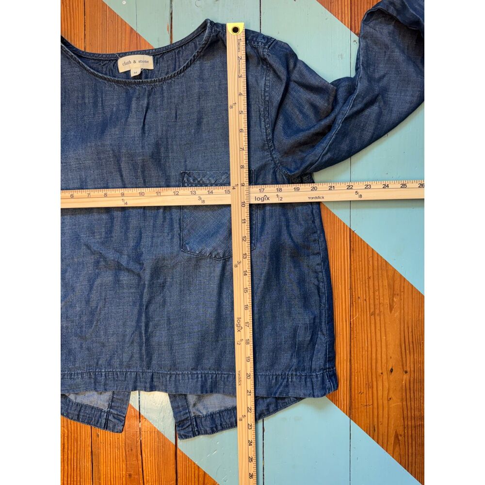 Anthopologie Cloth & Stone Chambray Split Back Blouse Size M Tencel Long Sleeve - Picture 4 of 5